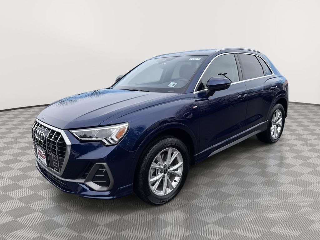 Navarra Blue Metallic 2025 Audi Q3 quattro Premium Plus S Line 45 TFSI SUV / Crossover All-Wheel Drive 8-Speed Automatic