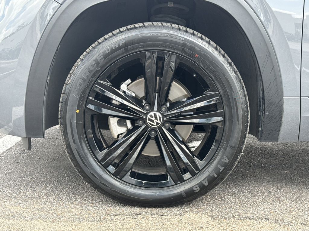 2023 Volkswagen Atlas Cross Sport 3.6L V6 SEL R-Line Gray at DeMontrond Auto Country