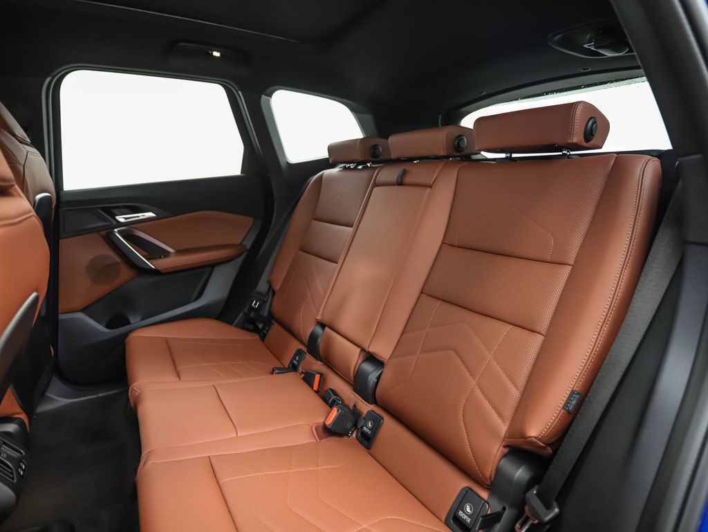 Thumbnail: 2026 BMW X1 - 23