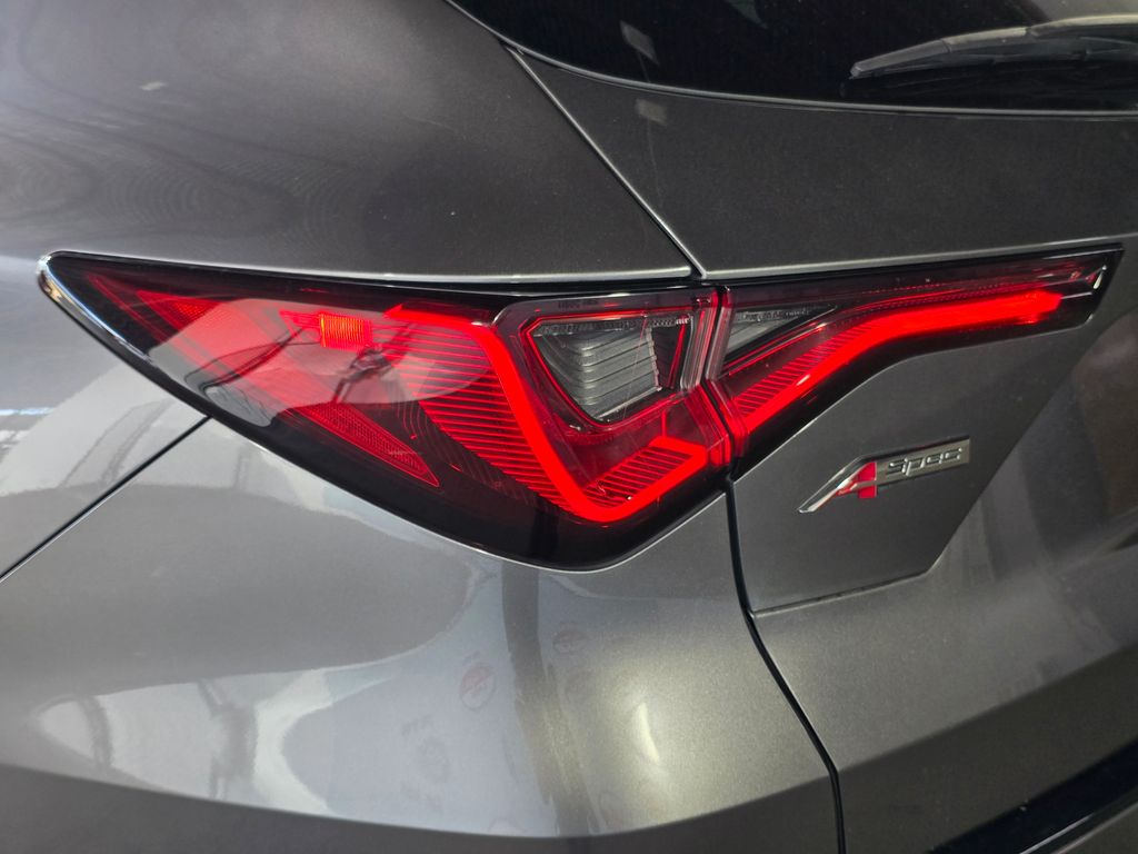 Thumbnail: 2023 Acura MDX - 10