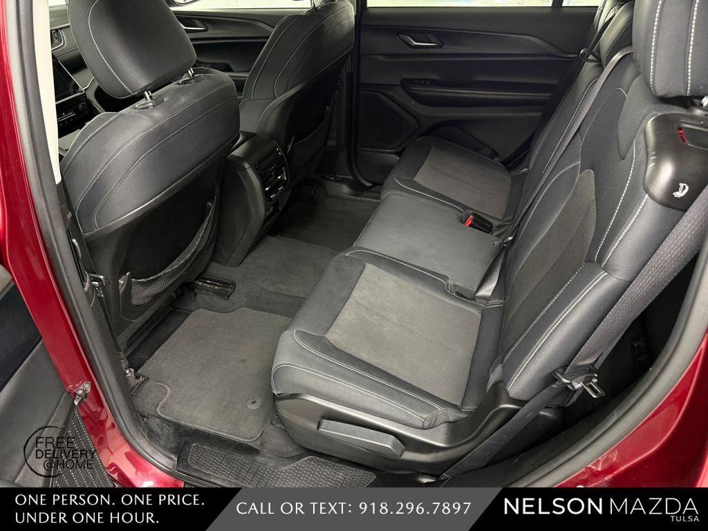 Used 2023 Red Jeep Laredo image 32