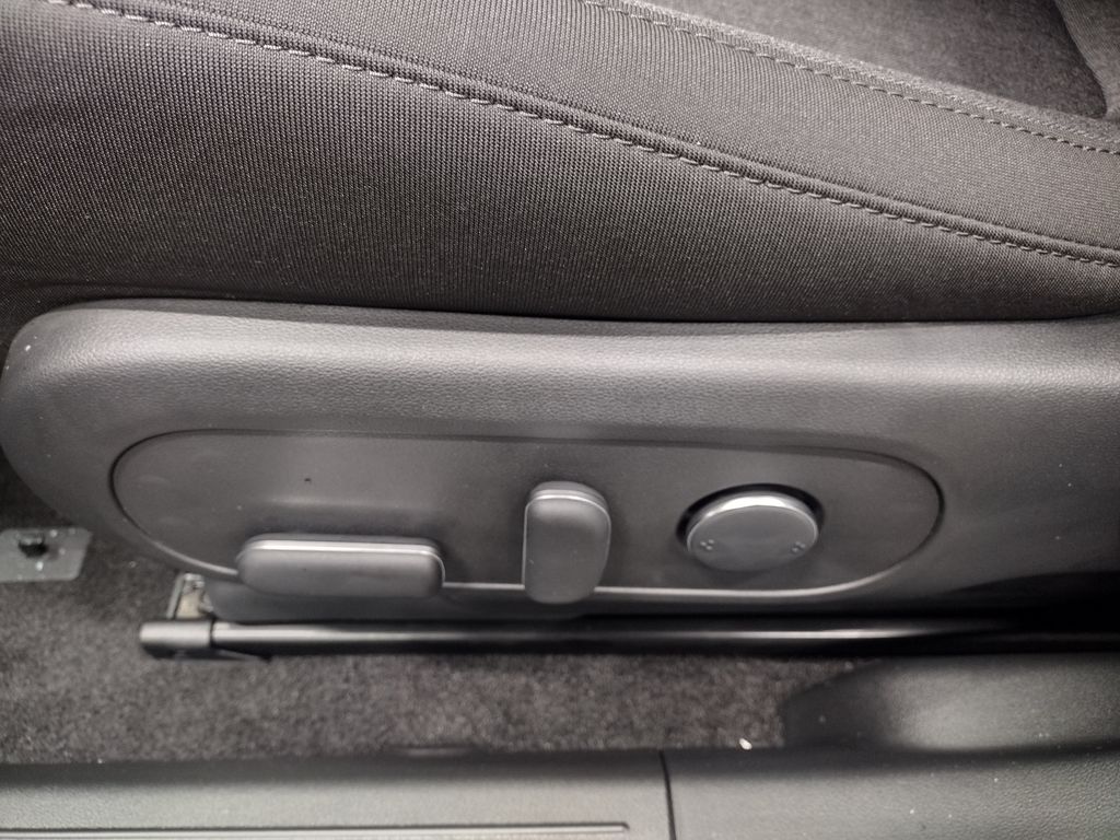 2026 Hyundai IONIQ 5 SE Standard Range