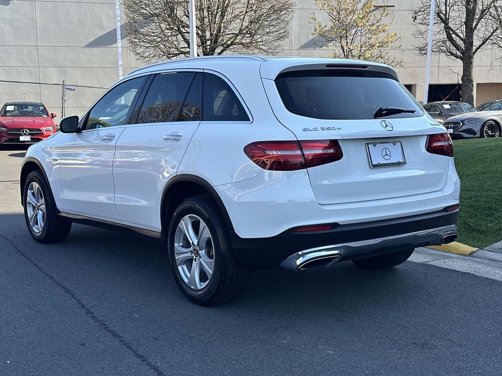 Thumbnail: 2018 Mercedes-Benz GLC - 15