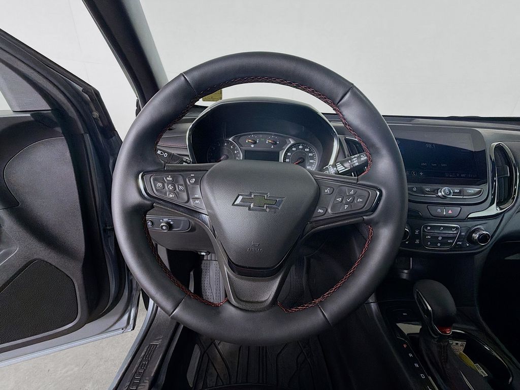 Used 2024 Chevrolet Equinox SUV
