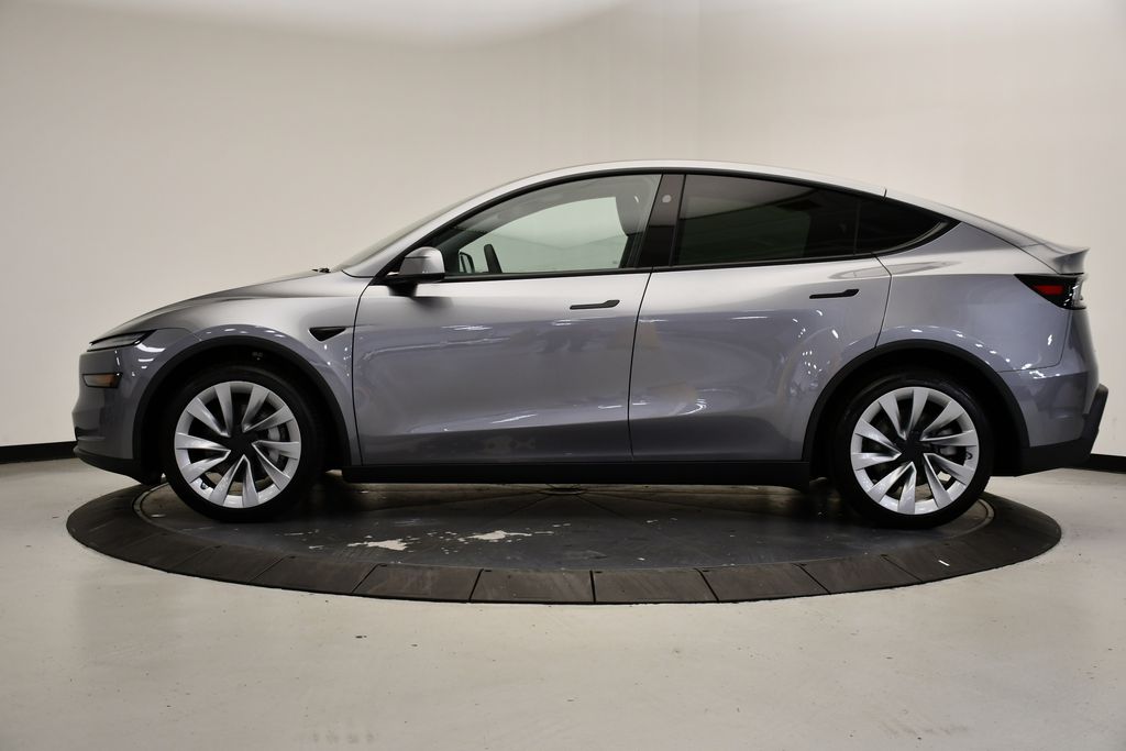 Thumbnail: 2026 Tesla Model Y - 2