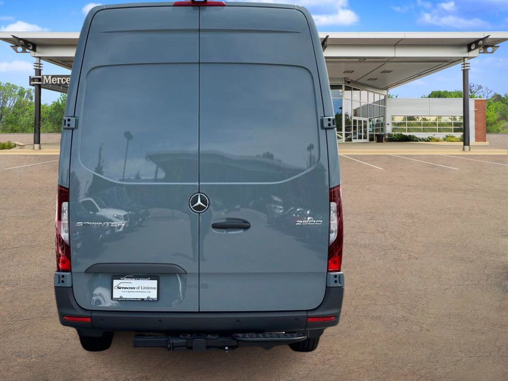 2024 Mercedes-Benz Sprinter 2500 Cargo 170 WB 4