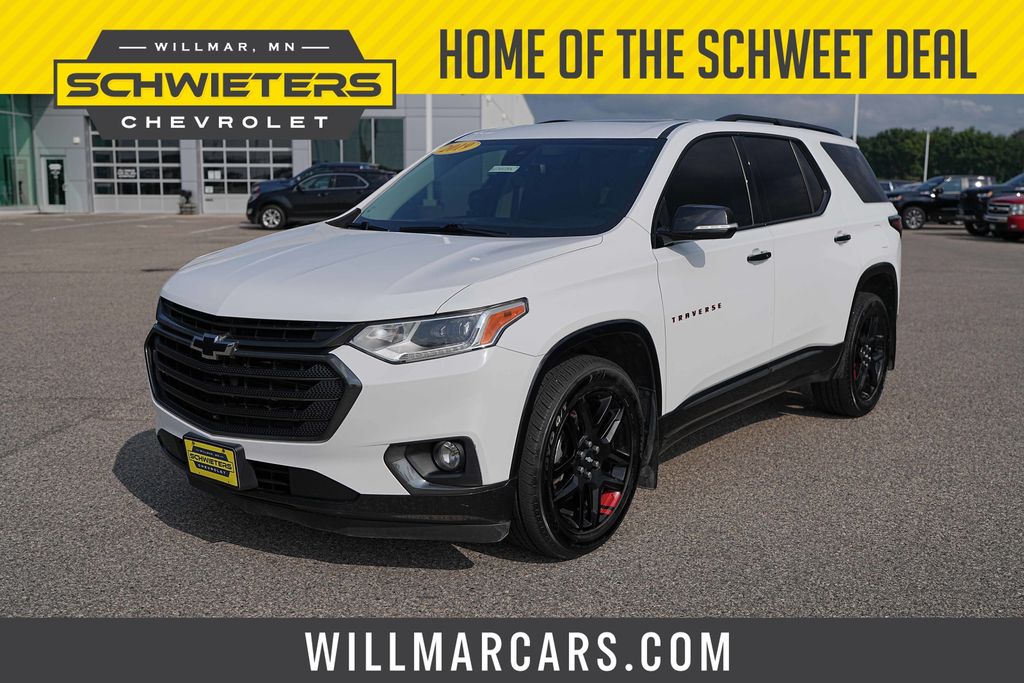 Summit White 2019 Chevrolet Traverse SUV / Crossover Four-Wheel Drive 9-Speed Automatic
