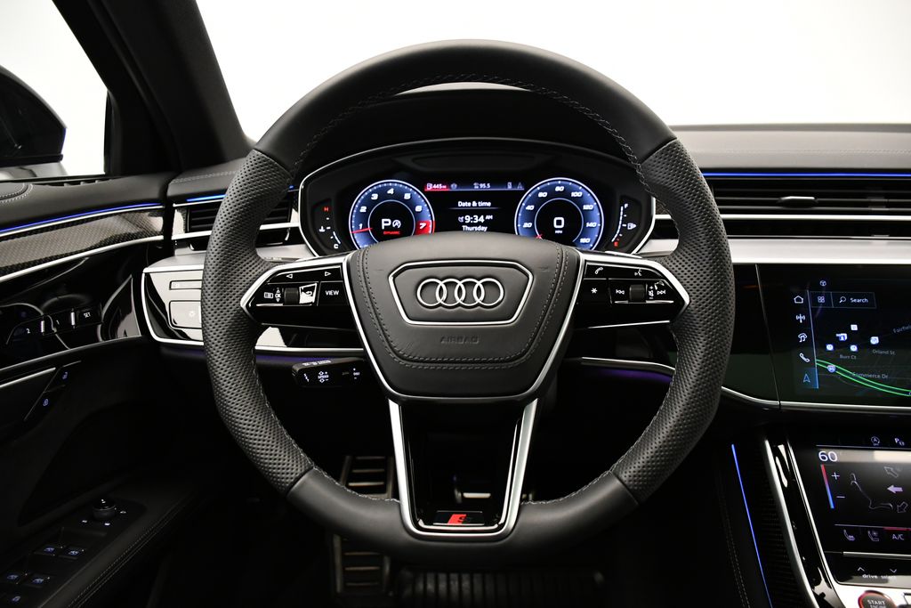 Thumbnail: 2025 Audi S8 - 20