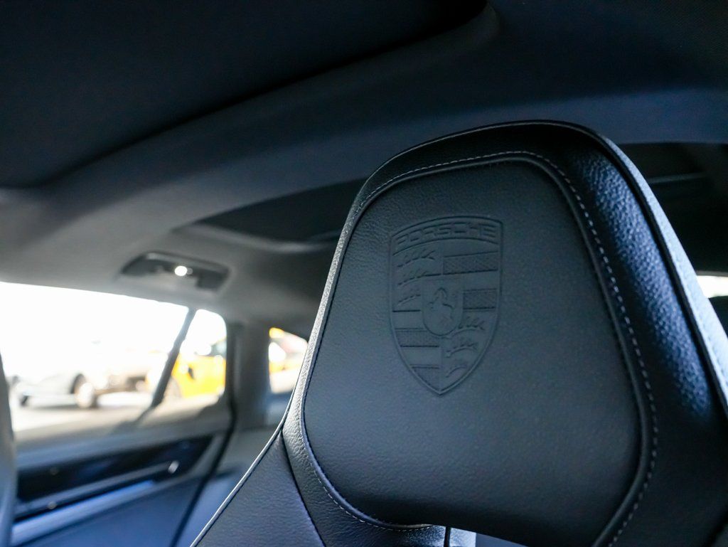 New 2026  Porsche 4 image 15
