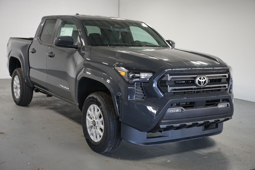 Thumbnail: 2025 Toyota Tacoma - 3