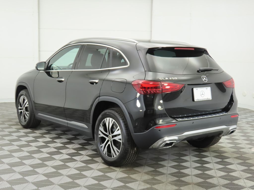 2025 Mercedes-Benz GLA 250 7