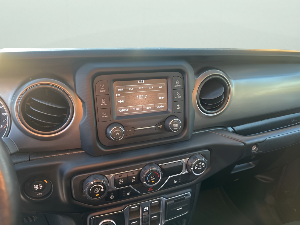 Used Car 2020 Jeep Gladiator  Sport For Sale Under $35,000 In Austin, Texas