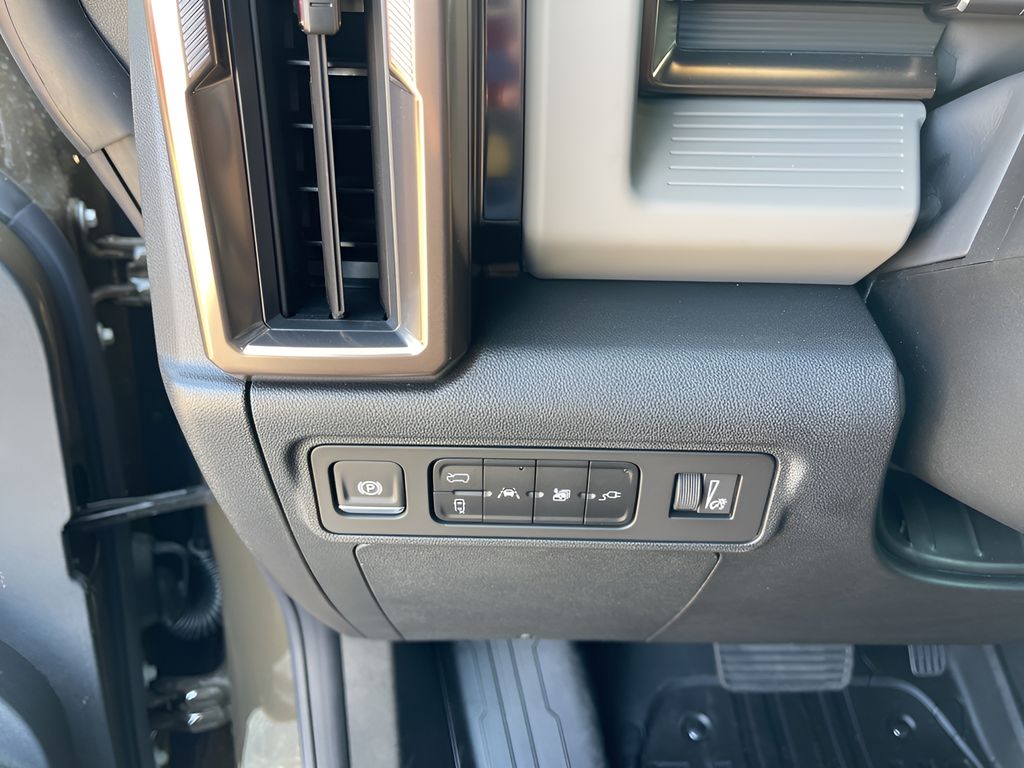 New Car 2025 Gmc Hummer Ev Suv  3x For Sale Under $110,000 In Austin, Texas