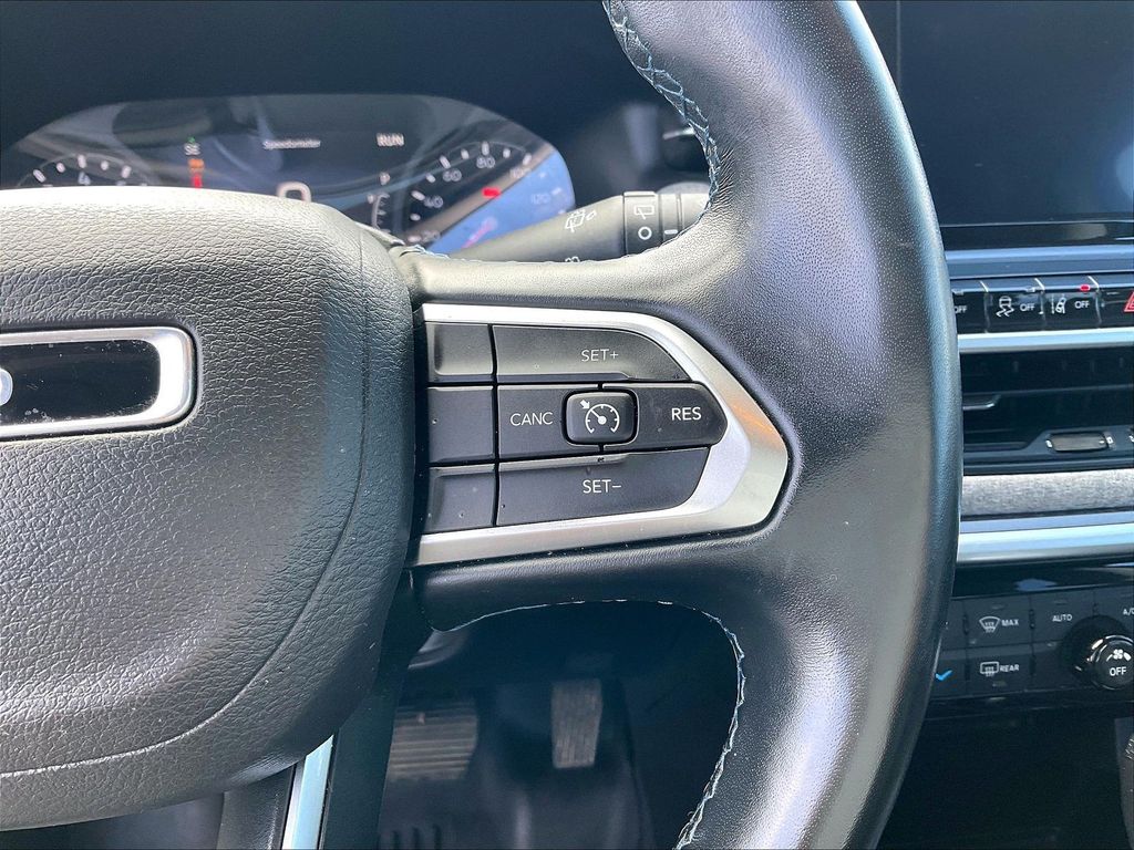 2022 Jeep Compass — photo 22