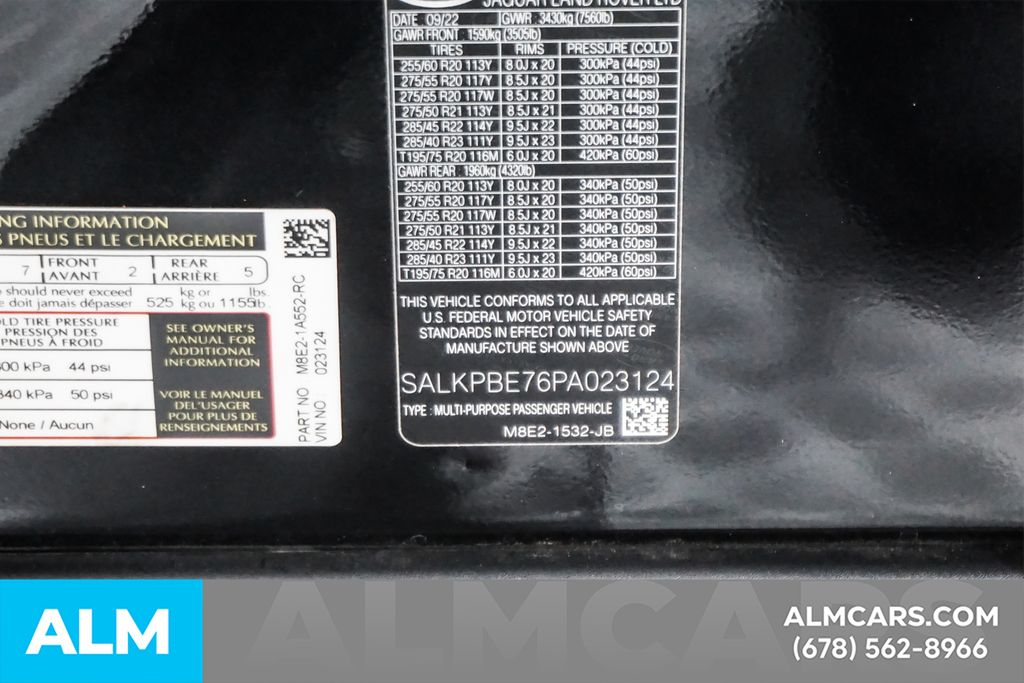 Used 2023 Black Land Rover SE image 58
