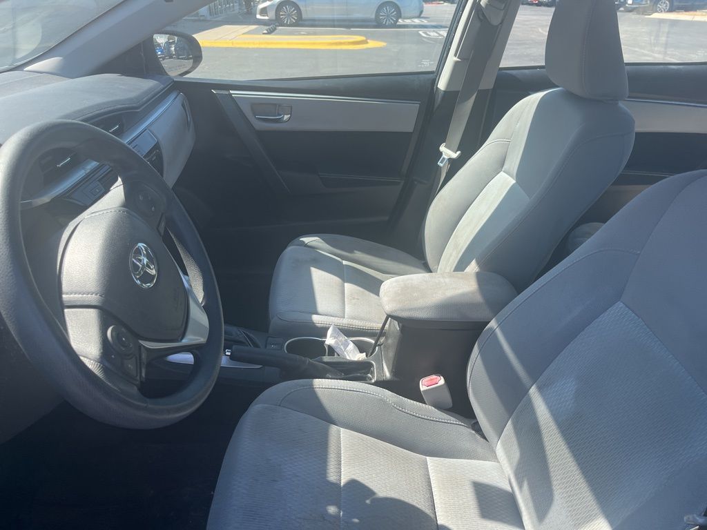 Thumbnail: 2016 Toyota Corolla - 4