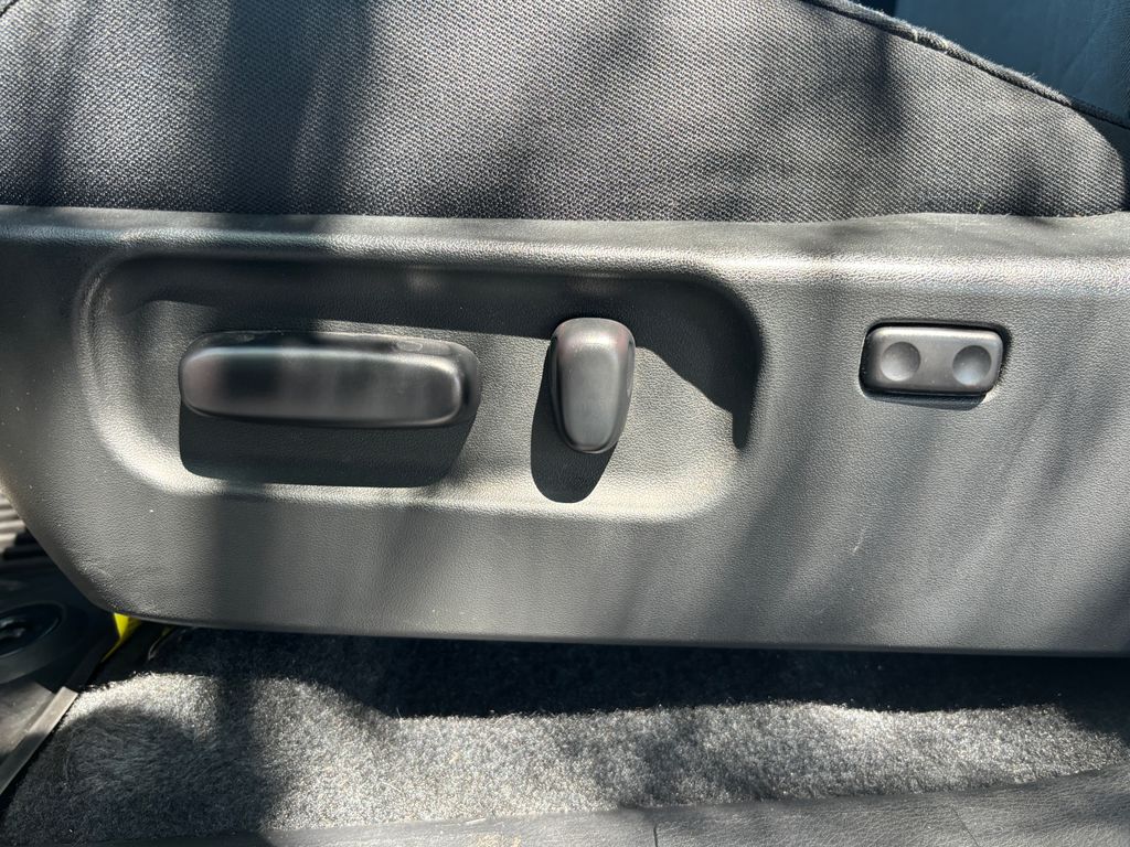 Thumbnail: 2023 Toyota Tacoma - 23