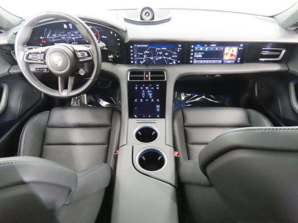 Thumbnail: 2023 Porsche Taycan - 15