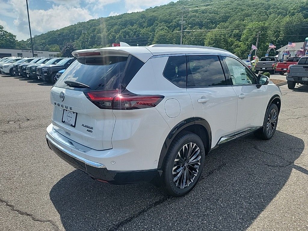 2024 Nissan Rogue Platinum 5