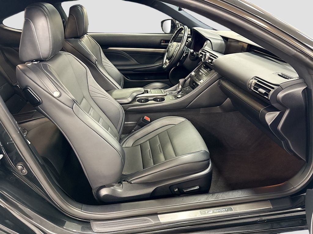 Thumbnail: 2021 Lexus RC - 18