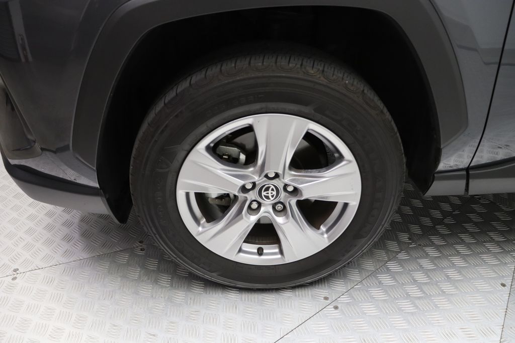 2023 Toyota RAV4 XLE 4