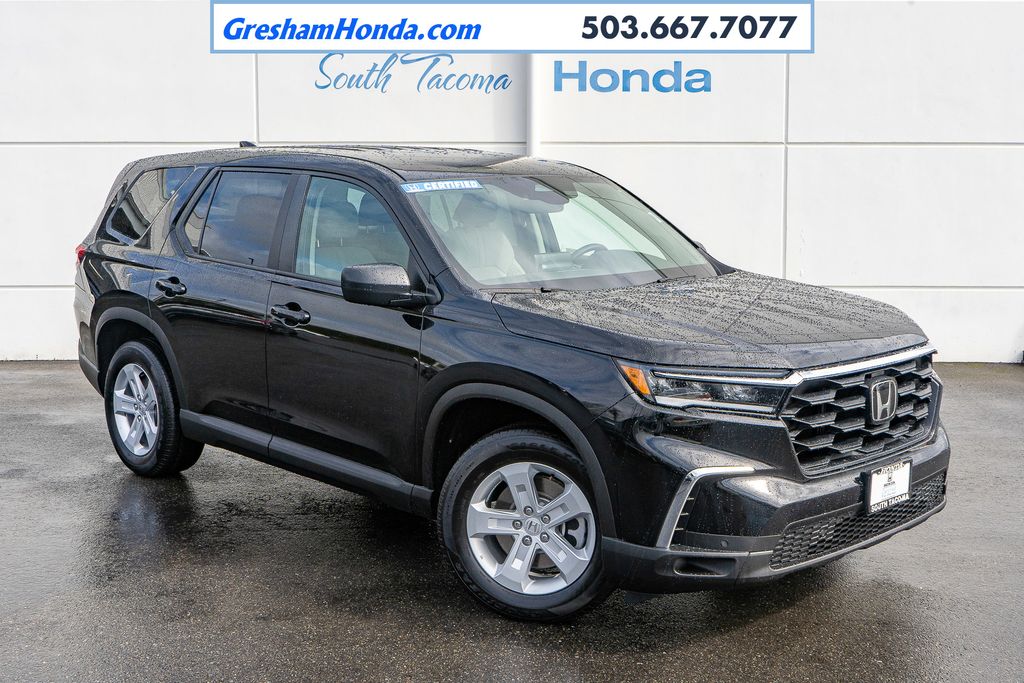 Crystal Black Pearl 2023 Honda Pilot LX AWD SUV / Crossover All-Wheel Drive Automatic