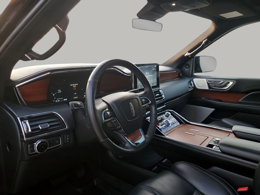 Used Car 2018 Lincoln Navigator L  Reserve For Sale Under $40,000 In Austin, Texas