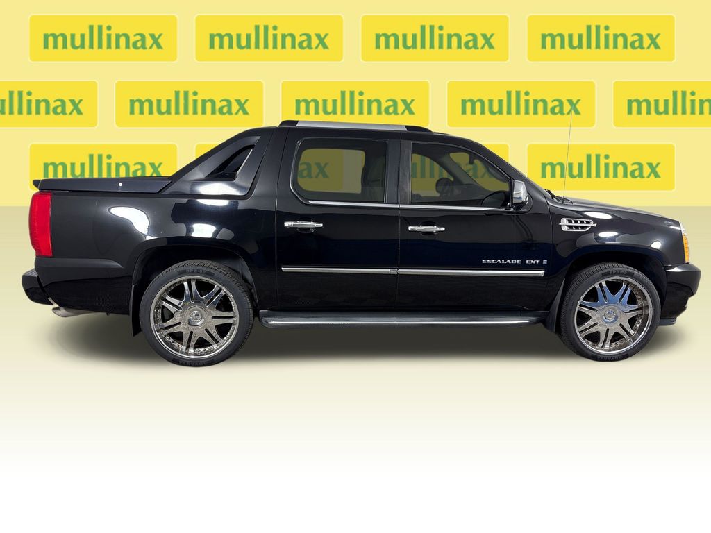 Used 2007 Black Cadillac Base image 2