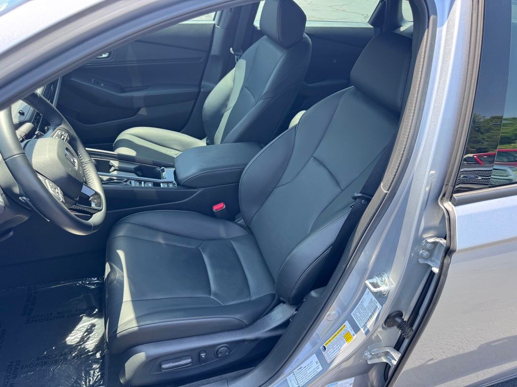 HondaAccord Hybrid22