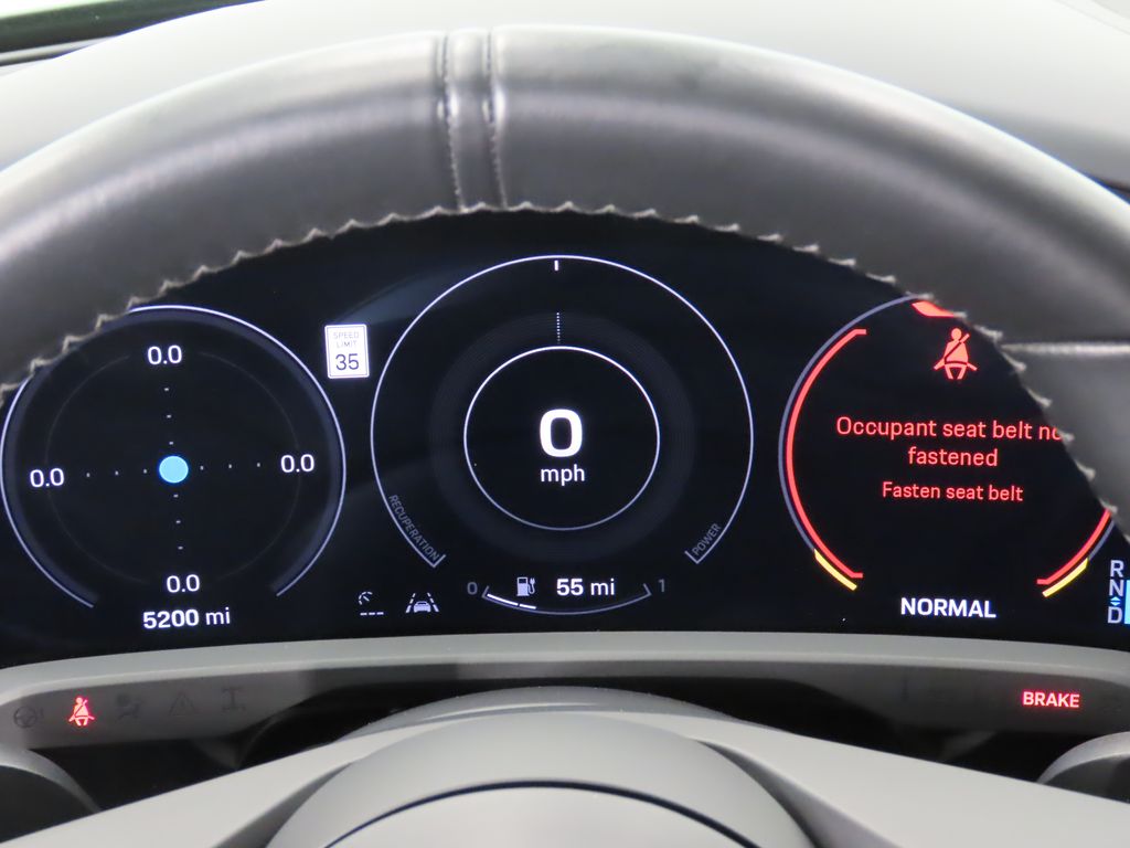 Thumbnail: 2023 Porsche Taycan - 16