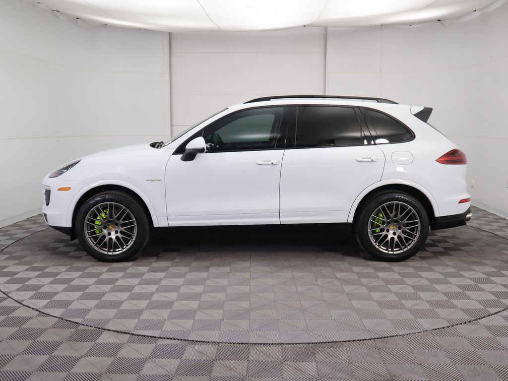 Thumbnail: 2018 Porsche Cayenne - 8