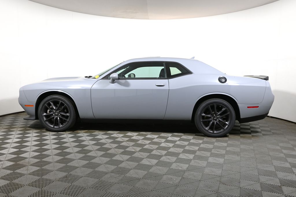 Thumbnail: 2021 Dodge Challenger - 2