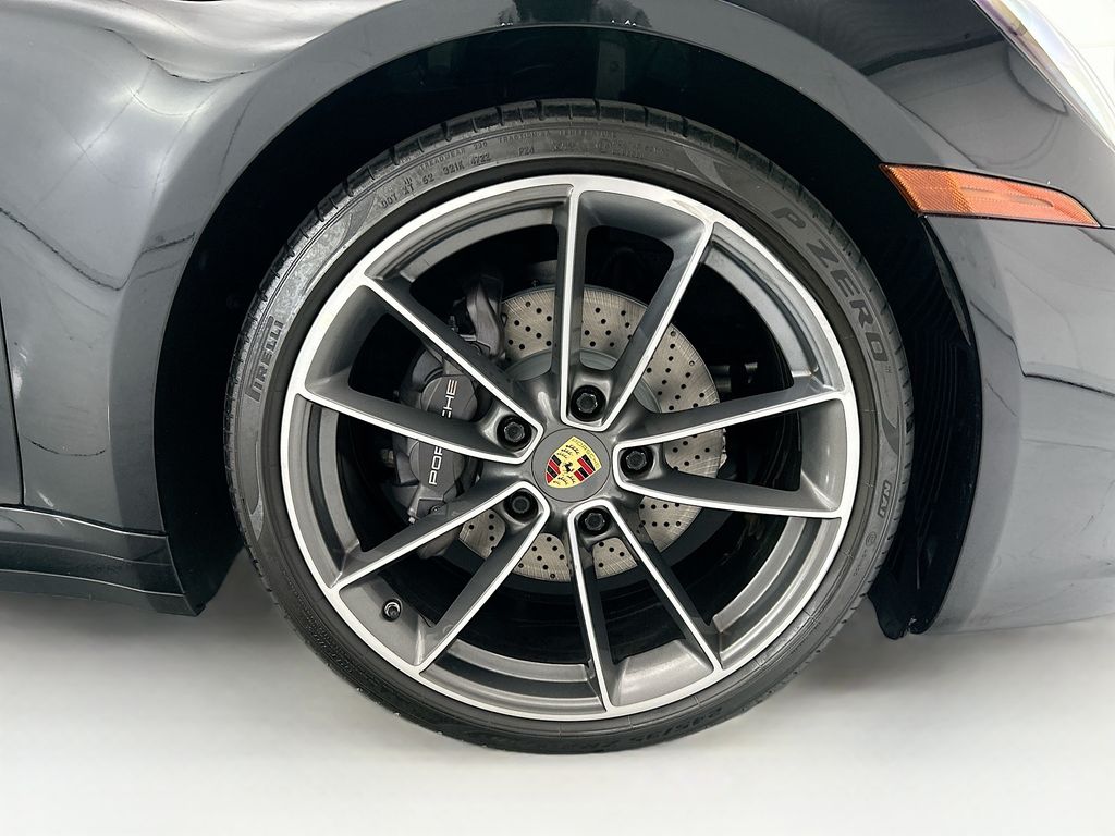Thumbnail: 2020 Porsche 911 - 29