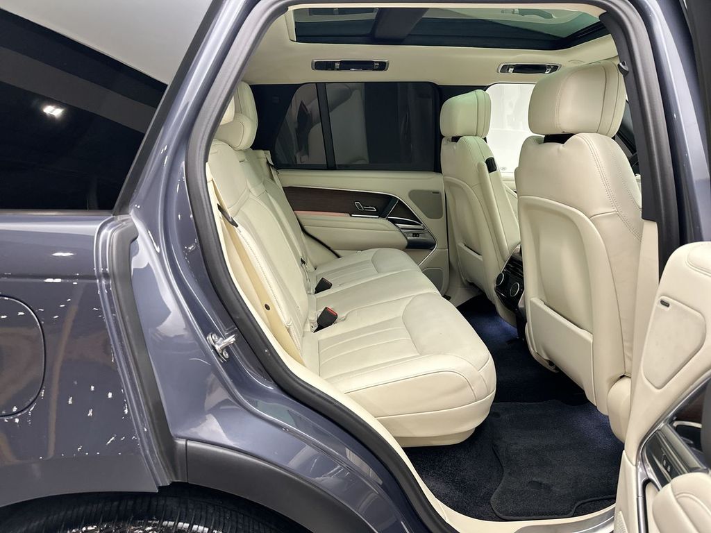 Thumbnail: 2024 Land Rover Range Rover - 19