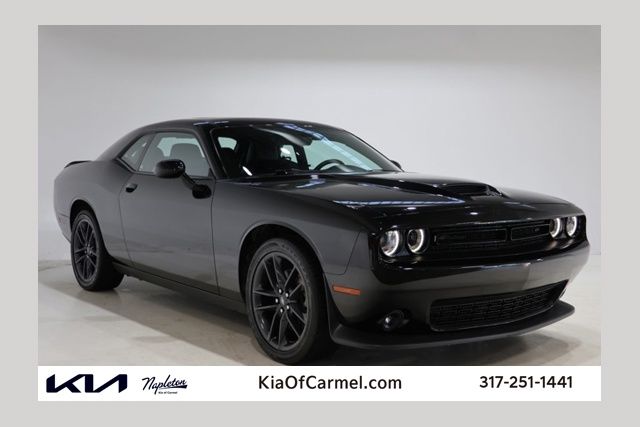 Pitch Black Clearcoat 2022 Dodge Challenger Coupe All-Wheel Drive 8-Speed Automatic