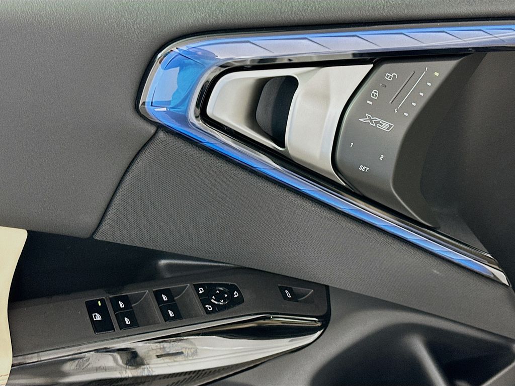 Thumbnail: 2026 BMW X3 - 20