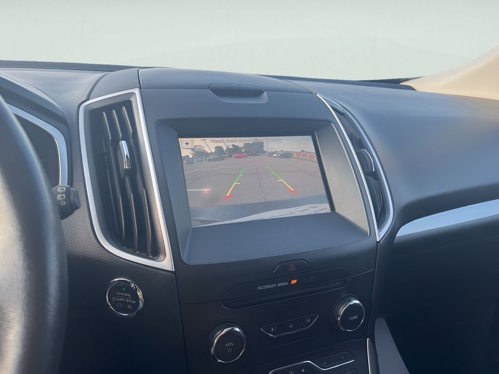 2017 Ford Edge