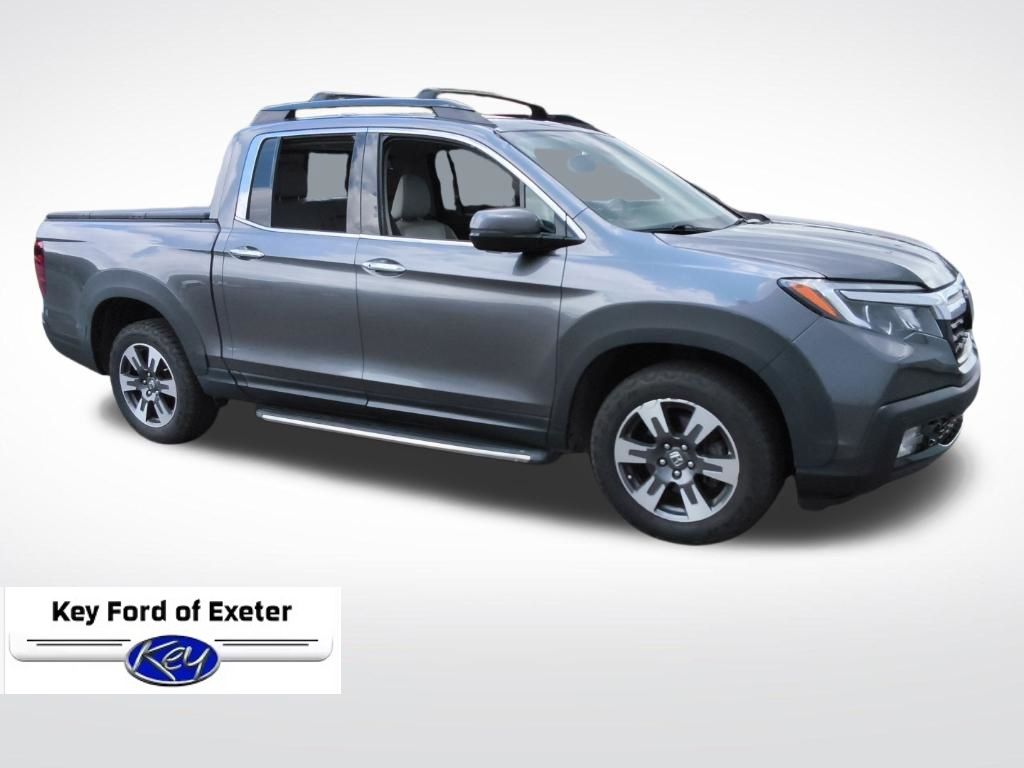 Gray 2018 Honda Ridgeline Pickup Truck All-Wheel Drive 6-Speed Automatic