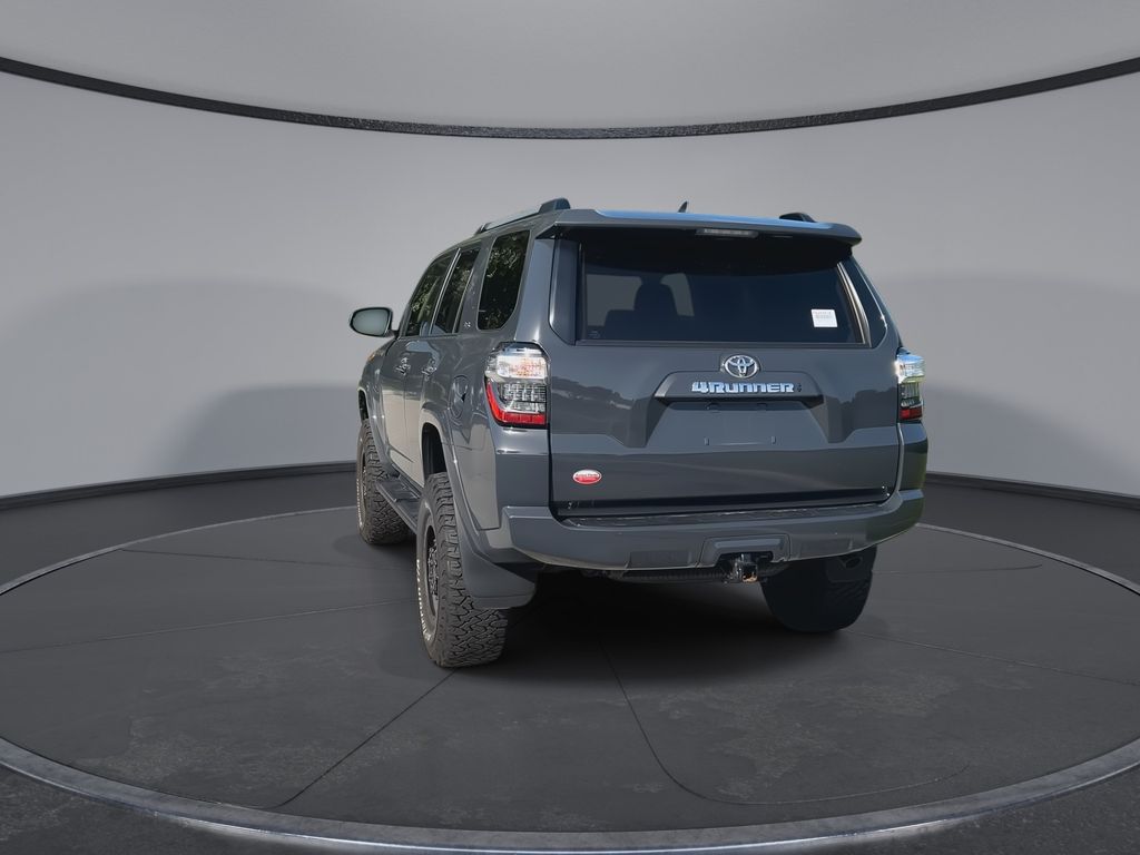 Thumbnail: 2024 Toyota 4Runner - 7