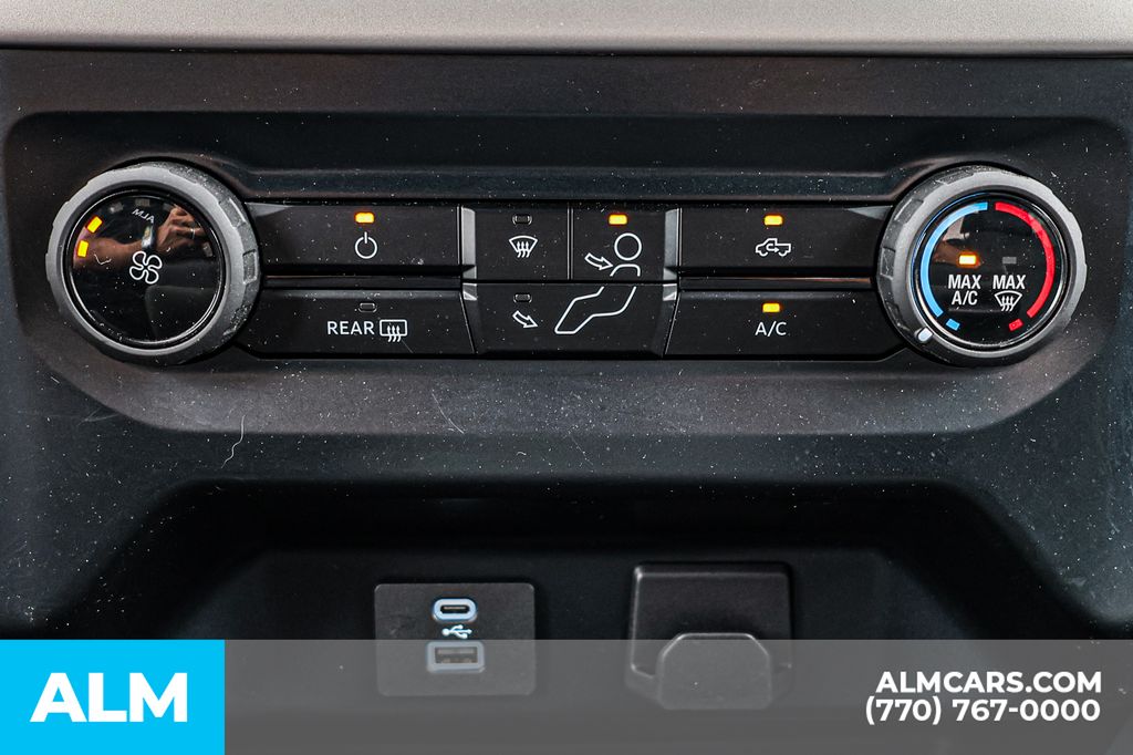 Used 2023 White Ford XLT image 40