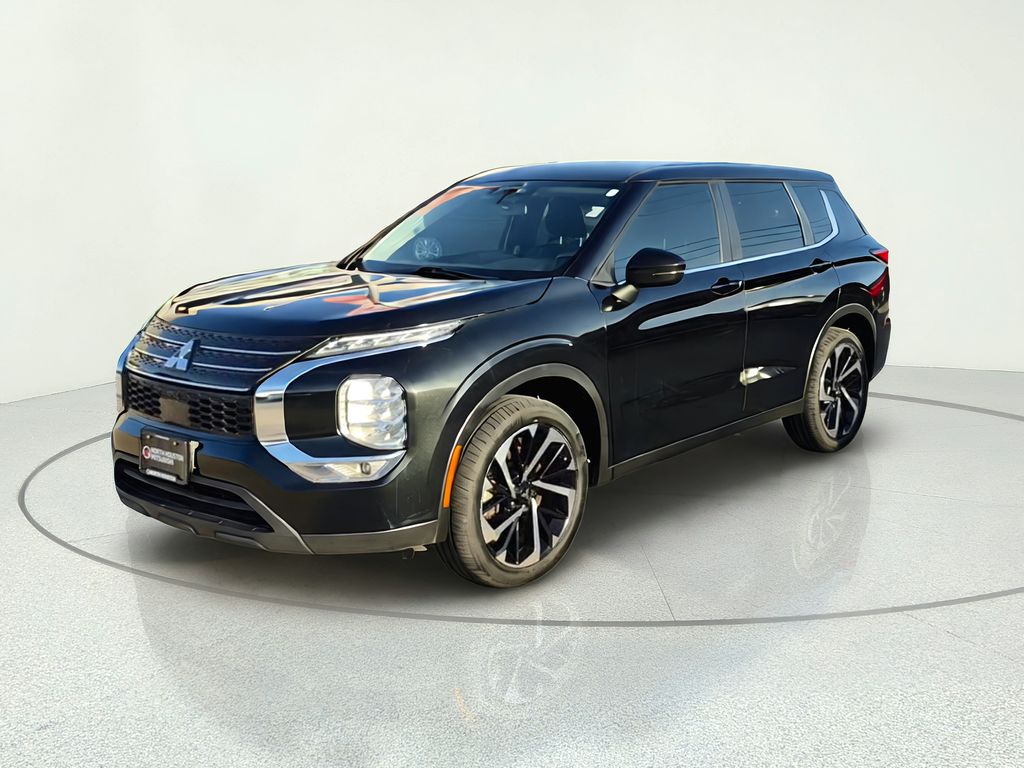 2022 Mitsubishi Outlander ES Black at DeMontrond Automotive Group