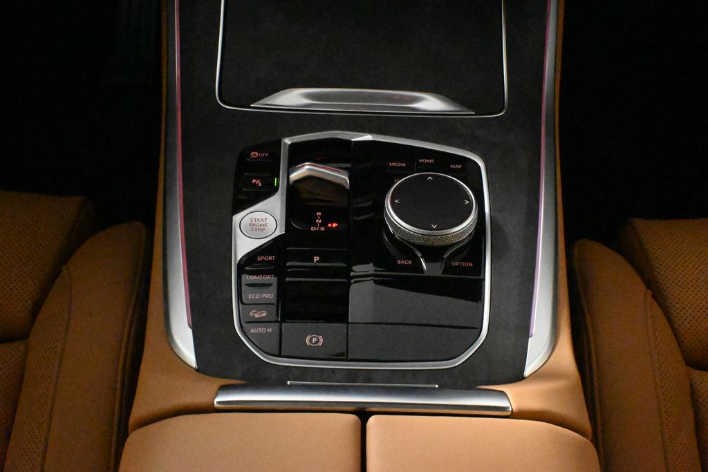 Thumbnail: 2026 BMW X5 - 24