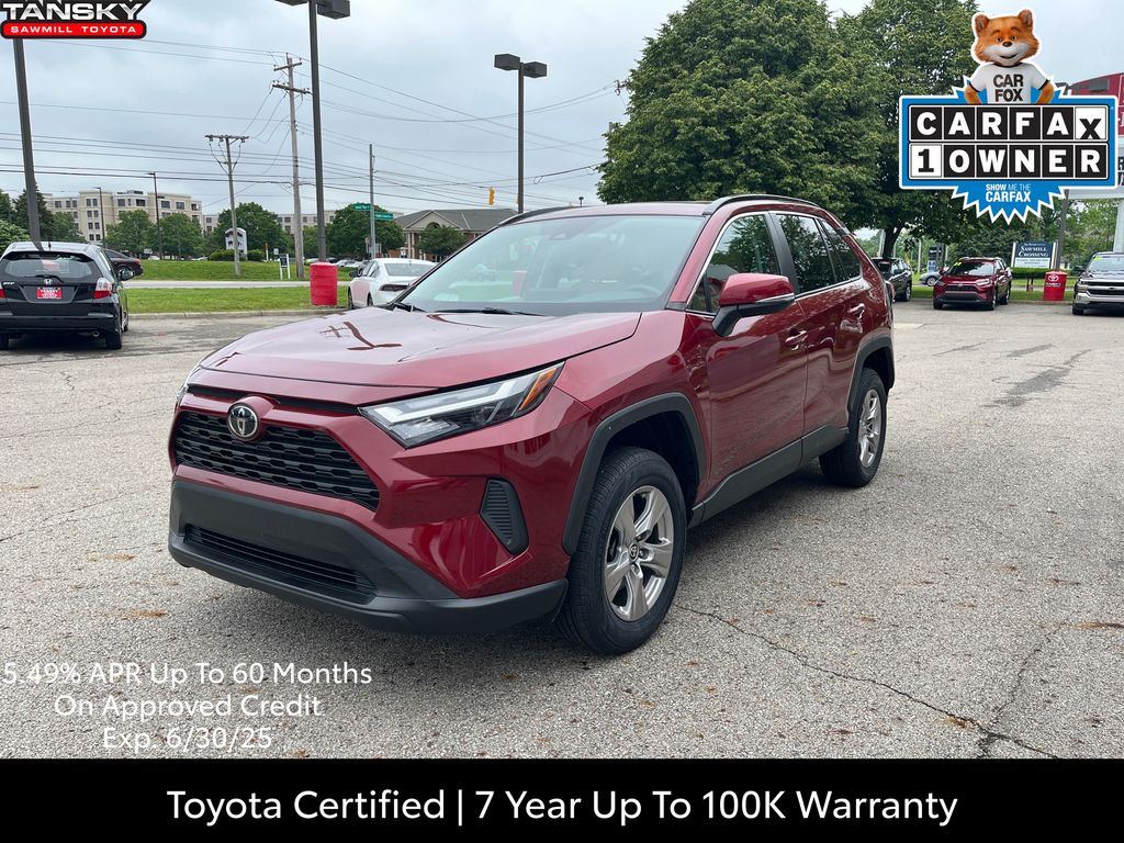 2022 Toyota RAV4 XLE photo