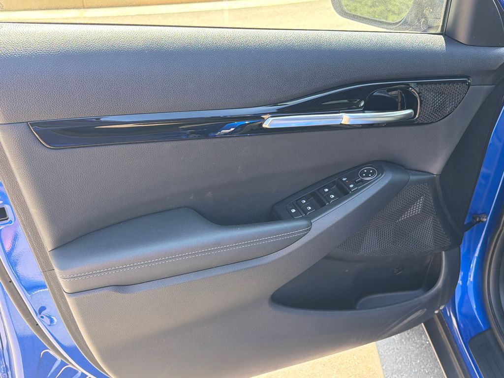 Used 2024 Blue Kia S image 10
