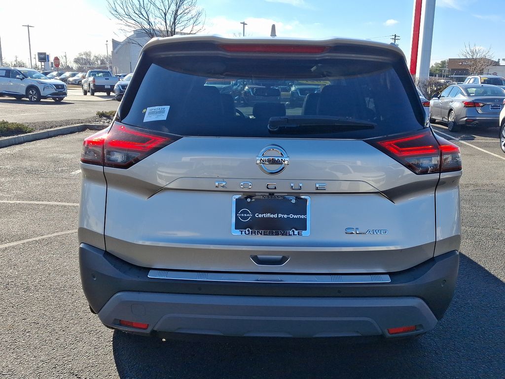 2021 Nissan Rogue SL 5