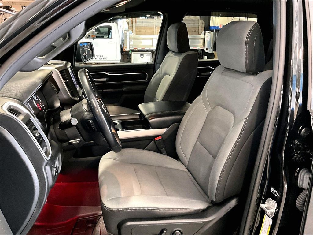 2023 Ram 1500 — photo 10