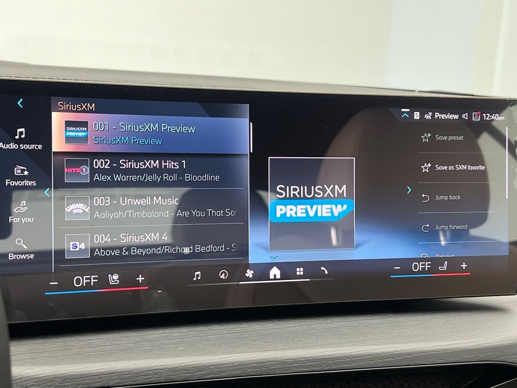 Thumbnail: 2026 BMW 4 Series - 19