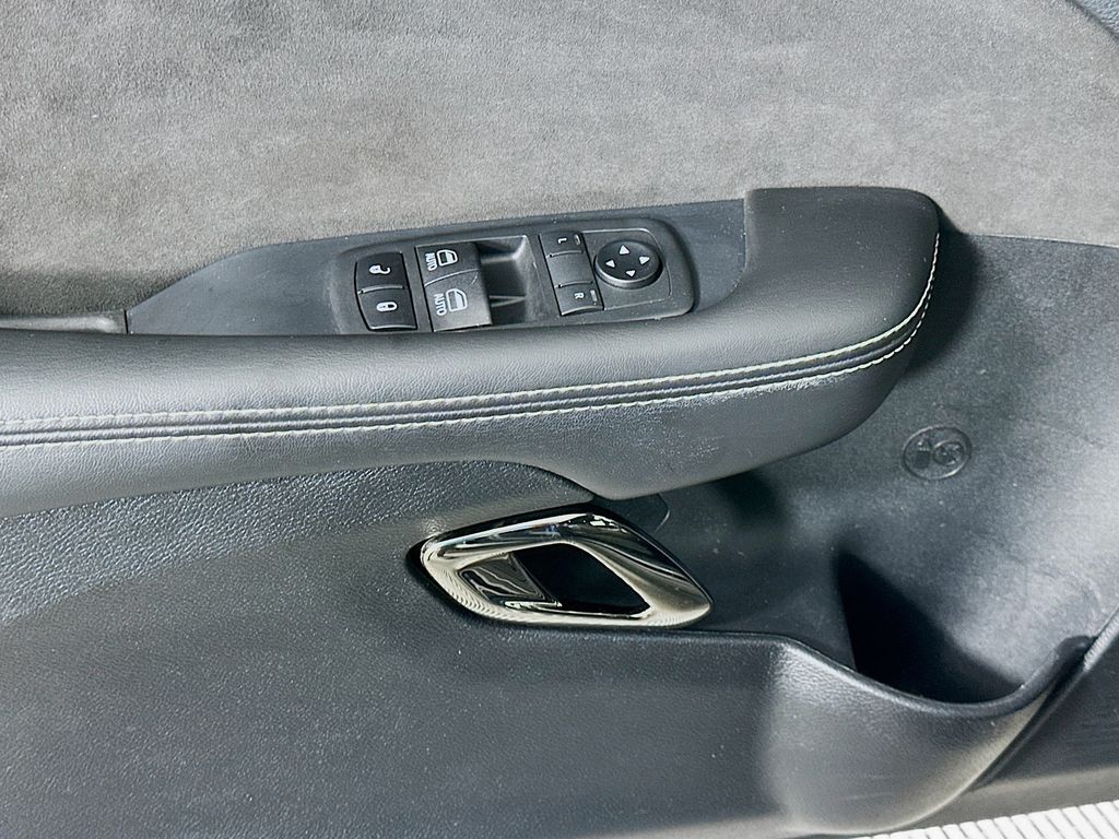 Thumbnail: 2019 Dodge Challenger - 17