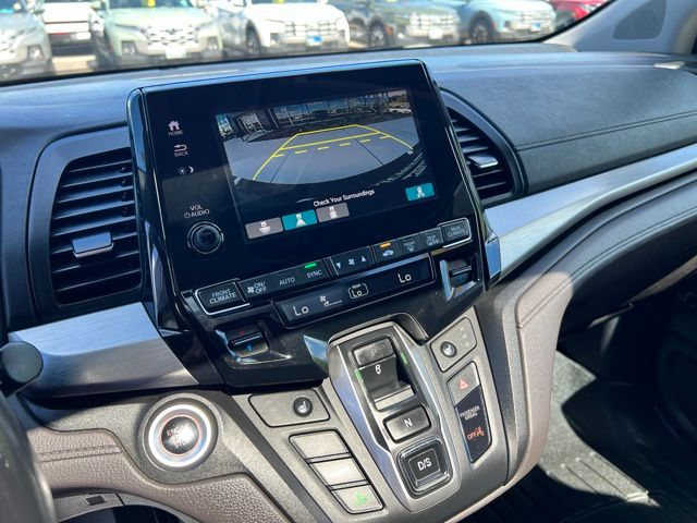 Used 2019 Crystal Black Pearl Honda EX-L image 9