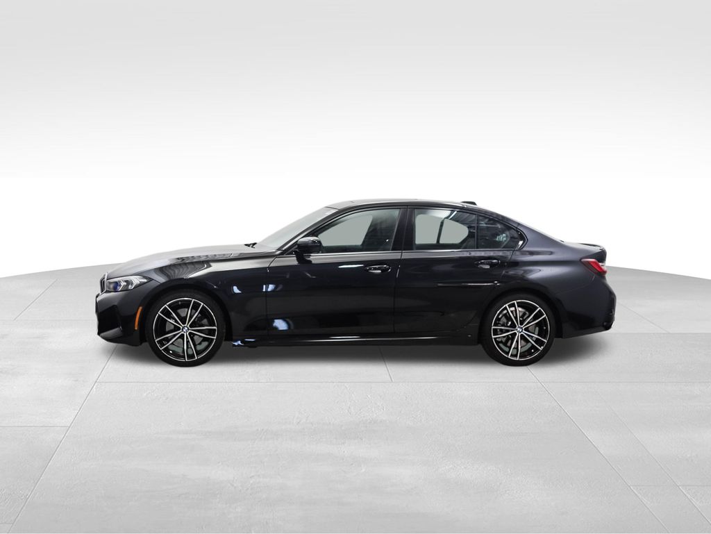 Thumbnail: 2024 BMW 3 Series - 2